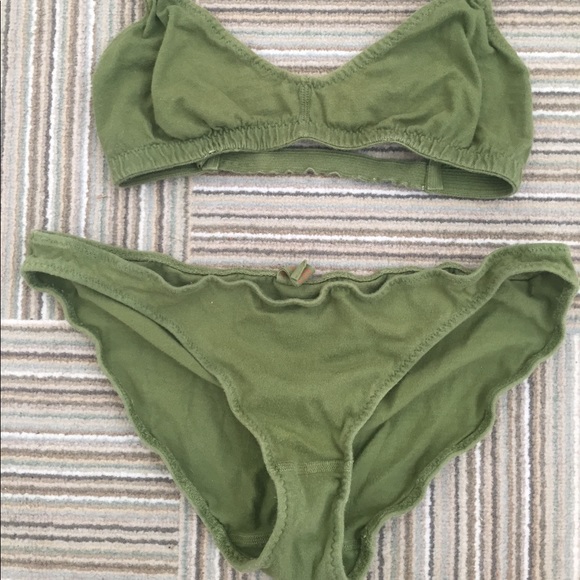 Pansy Co Leaf Set - Picture 2 of 4